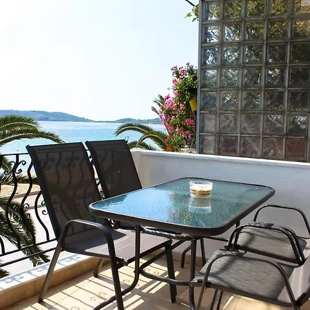 Апартаменты Vicky's Sea View *