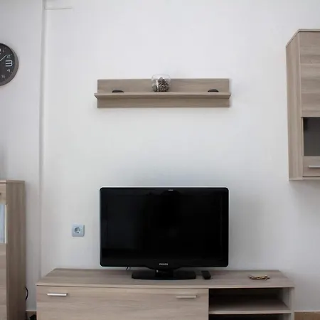 Vicky's Sea View Апартаменты *